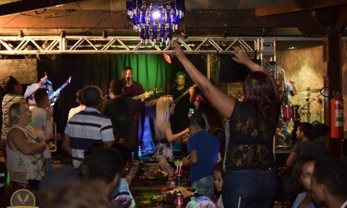BAR – PUB