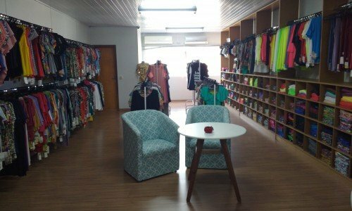 Venda de Indústria e Comércio de Roupas Femininas