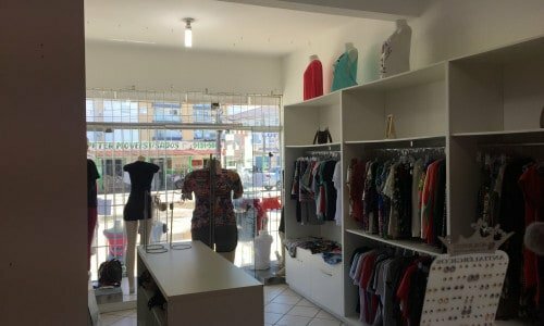 Loja comercial á venda – aproveite