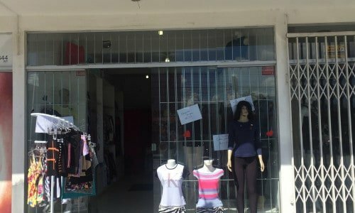 Loja comercial á venda – aproveite