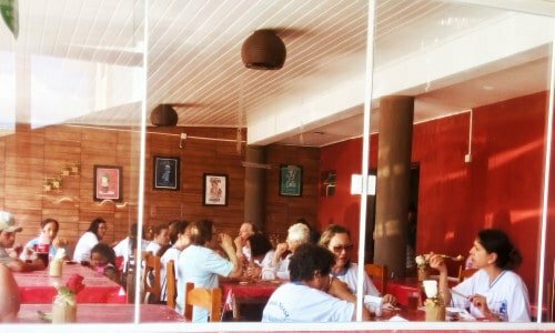 RESTAURANTE COMPLETO COM CLIENTELA E LUCRANDO