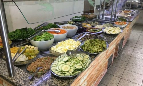 Excelente restaurante – ao lado de shopping center