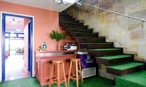 Vendo Hostel em funcionamento ou Ponto Comercial