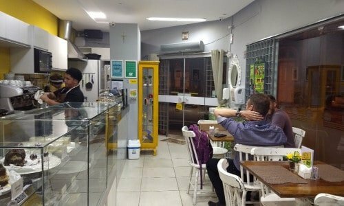 Cafeteria toda montada