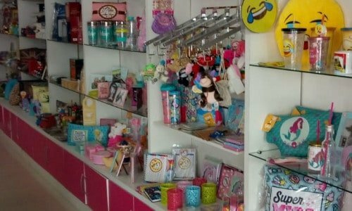 Vendo loja de presentes e decorações