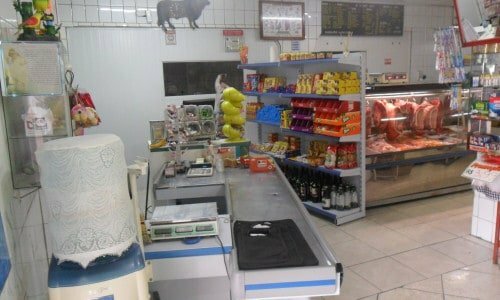 Ponto Comercial com instalações para Mercado, Açougue e Assados