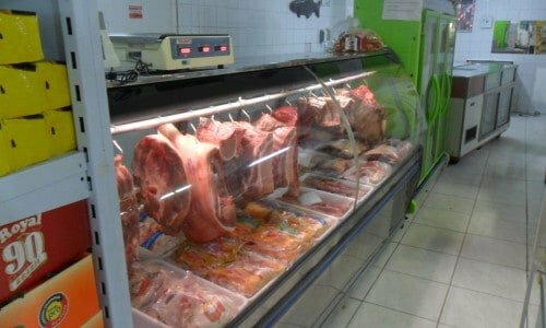 Ponto Comercial com instalações para Mercado, Açougue e Assados