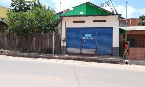 Vende-se um ponto comercial