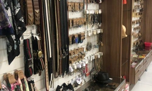 Vendo loja de moda e Bijoux