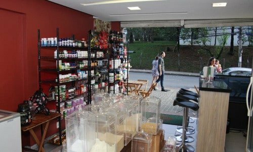Vendo ou troco Loja de Produtos Naturais com Lanchonete – Bairro Buritis
