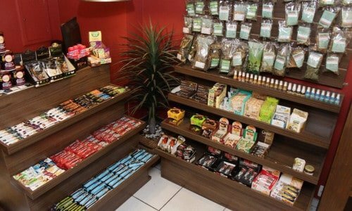 Vendo ou troco Loja de Produtos Naturais com Lanchonete – Bairro Buritis