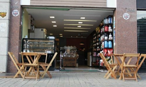 Vendo ou troco Loja de Produtos Naturais com Lanchonete – Bairro Buritis