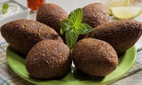Confeitaria, café e fábrica de bolos, tortas, doces e salgados