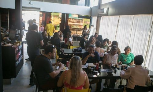 Lindo café/bistrô em Samambaia