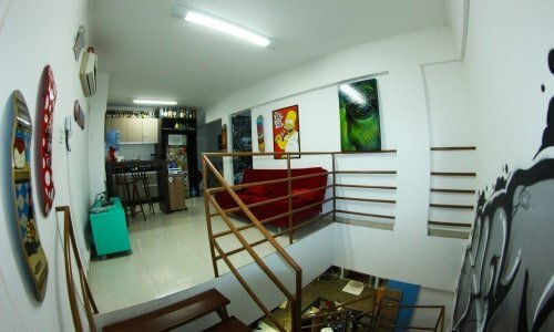 Vendo loja comercial em Balneário Camboriú , skateshop completa mercadoriasmóveis
