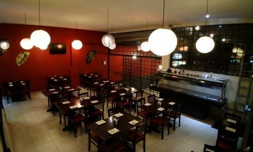 VENDO RESTAURANTE COMPLETO