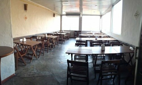 Vendo Restaurante Hamburgueria e Café 28 anos no mercado, completo