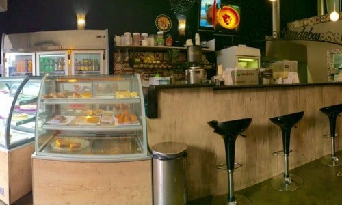 Vendo Restaurante Hamburgueria e Café 28 anos no mercado, completo