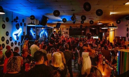 Rock Garage Bar