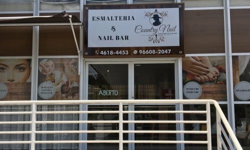 Vende-se Esmlteria na Granja Viana