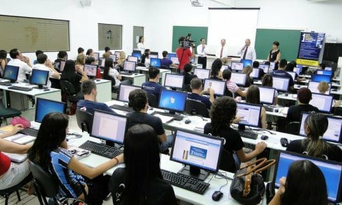 ESCOLA DE CURSOS