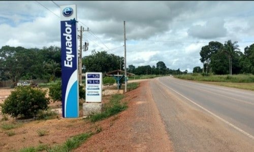Posto de combustíveis
