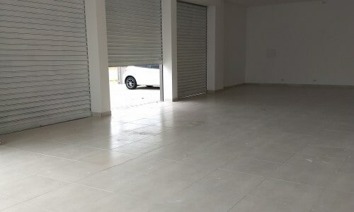 Vd salão comercial novo com dois apartamentos novos em cima