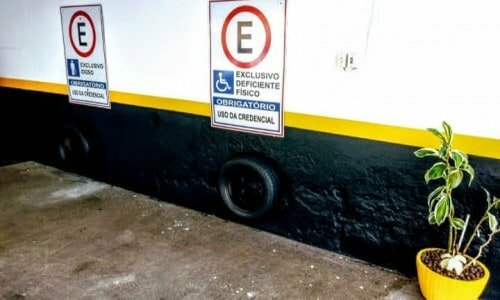 Vendo Estacionamento Rotativo no Centro de Londrina