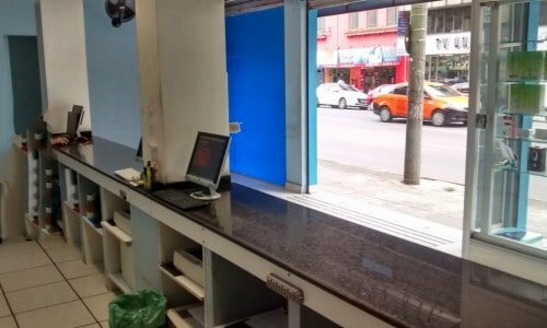 Ponto comercial eletrônica e informática em Curitiba – Loja e oficina