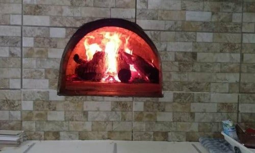 Vendo pizzaria com 21 anos