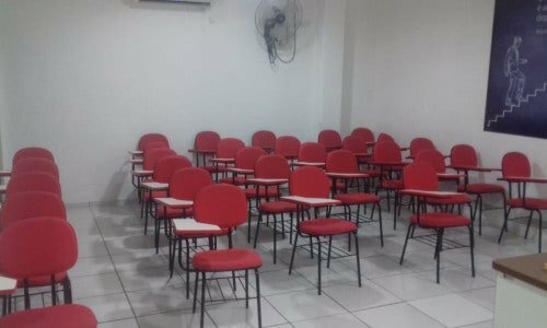 ESCOLA DE CURSOS PROFISSIONALIZANTES