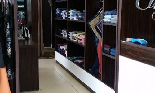 Loja de roupas de grife masculina e feminina