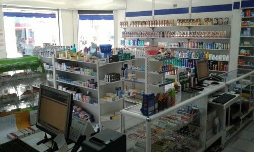 Vende-se Drogaria completa, com Farmácia Popular ativa e mais de 30 anos de funcionamento em Marília-SP