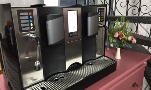 Café e Confeitaria