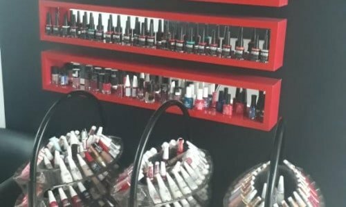Vendo franquia de Esmalteria Ótima oportunidade, a marca mais consolidada do mercado nesse ramo