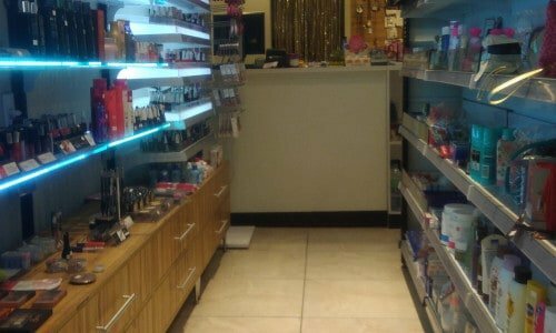 VENDO LOJA DE COSMETICOS