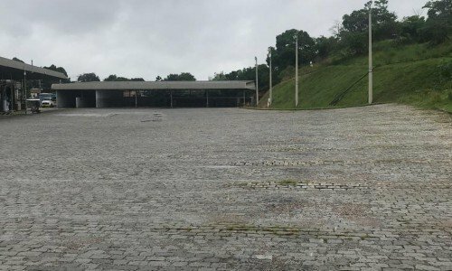Área 290000 mts edificada para transportes