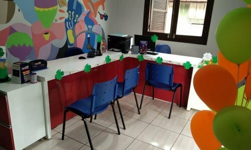 Escola de Idiomas