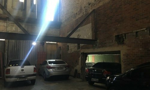 Estacionamento com imóvel próprio