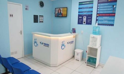 LAVANDERIA SELF SERVICE