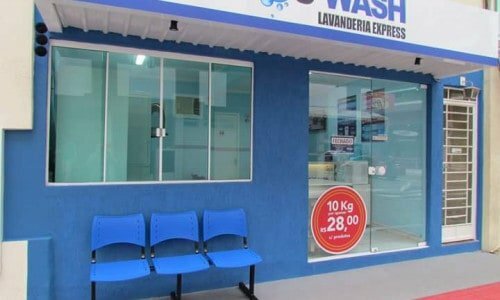 LAVANDERIA SELF SERVICE