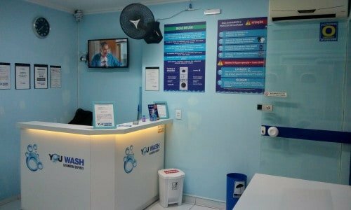 LAVANDERIA SELF SERVICE