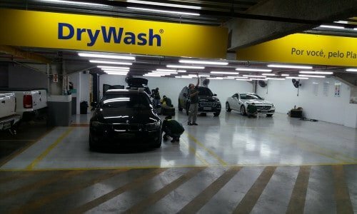 LOJA DE LAVAGEM A SECO AUTOMOTIVA