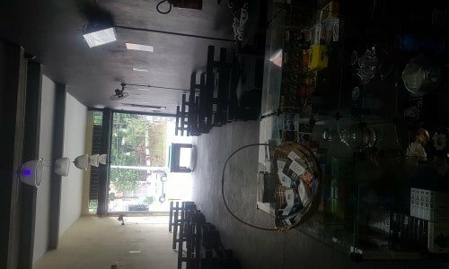 Passo o ponto Tabacaria e Lounge