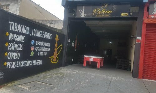 Passo o ponto Tabacaria e Lounge
