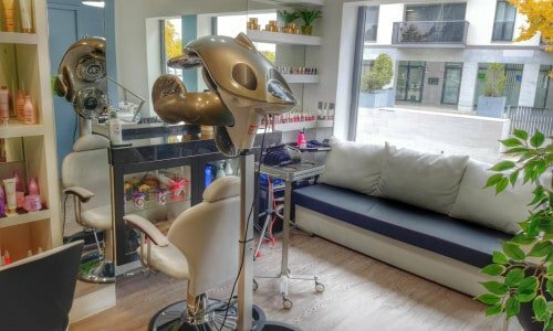 Vendo salão de cabeleireiros e estetica em Lisboa