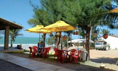 Restaurante frente mar no Ceará, na Praia de Lagoinha ao lado do hotel Hard Rock