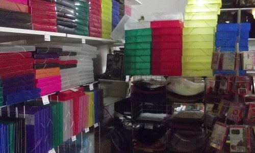 VENDO PAPELARIA