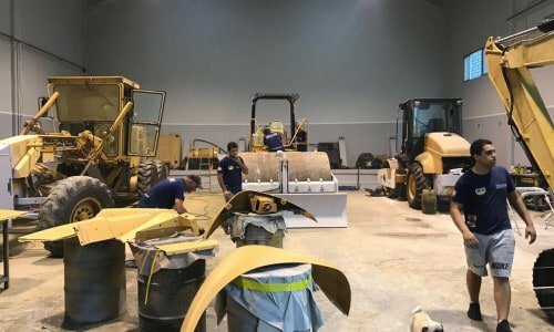 EMPRESA DE RESTAURAÇÃO E PINTURA DE MÁQUINAS PESADAS