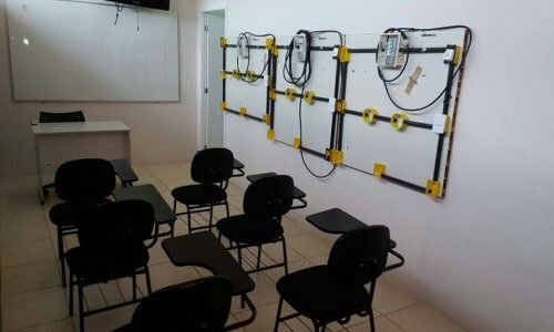 Escola de Cursos Profissionalizantes